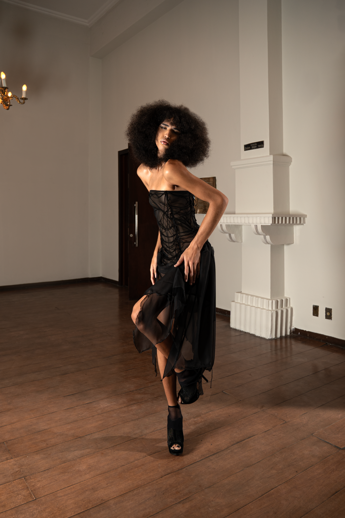 LAWESTEN BLACK DRESS PRE-ORDER