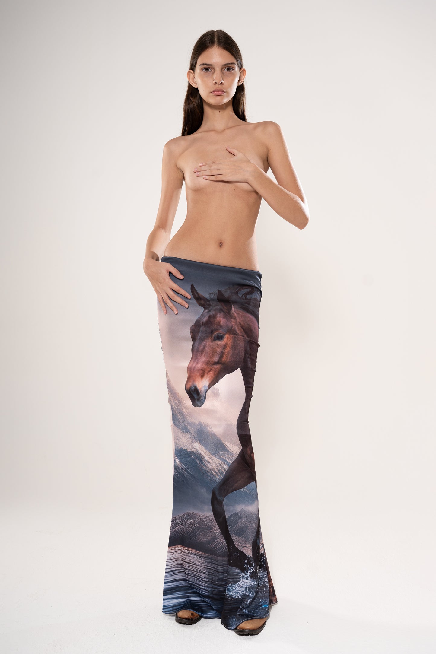 LAWESTEN HORSE SKIRT PRE-ORDER